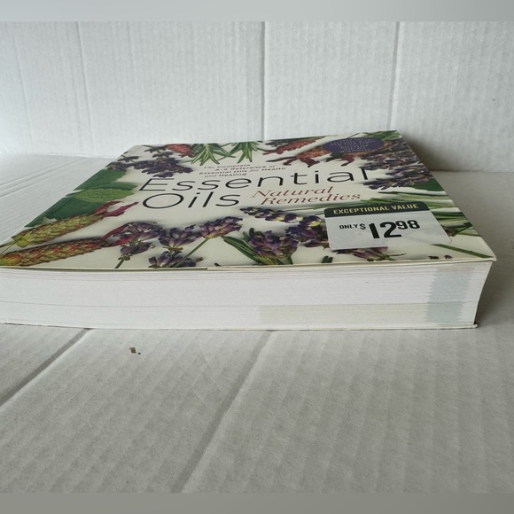ESSENTIAL OILS NATURAL REMEDIES. THE COMPLETE A-Z REFERENCE GUIDE BOOK. NEW! - Picture 8 of 12